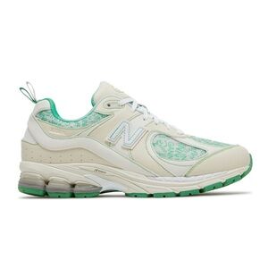 New Balance Ganni x 2002R Turtledove, Size 6.5 M - 8 W